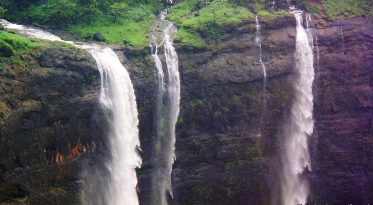 The three main drops of Kataldhar up close — roughly 100 m of falling water after a week of rain.